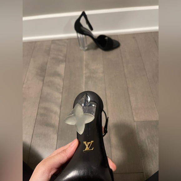 louis vuitton crytal flower high heels sandals - Picture 3 of 4